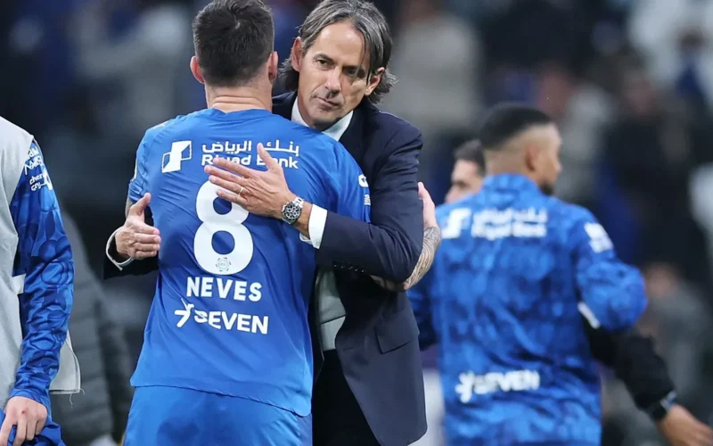 نيوم يواجه الهلال.. قنوات نقل المباراة في دوري روشن السعودي